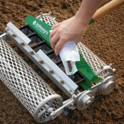 Six-Row Seeder, Second Edition -JOHNNY SEEDS Sales 06758 03 six row