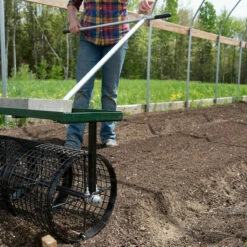 Johnny's Seedbed Roller – 30" 7 Johnny's Seedbed Roller – 30" -JOHNNY SEEDS Sales 07219 03 seedbed roller