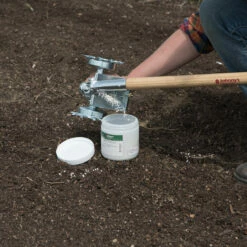 One-Row Pinpoint Seeder 11 One-Row Pinpoint Seeder -JOHNNY SEEDS Sales 09284 04 one row seeder