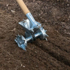 One-Row Pinpoint Seeder 12 One-Row Pinpoint Seeder -JOHNNY SEEDS Sales 09284 05 one row seeder